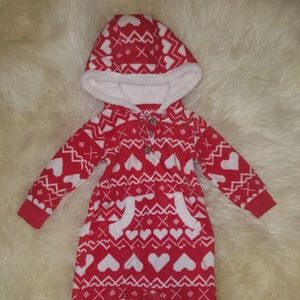 Carter's warm one piece size 9 months